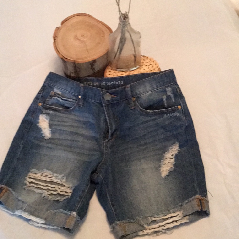 Bermuda Jean shorts